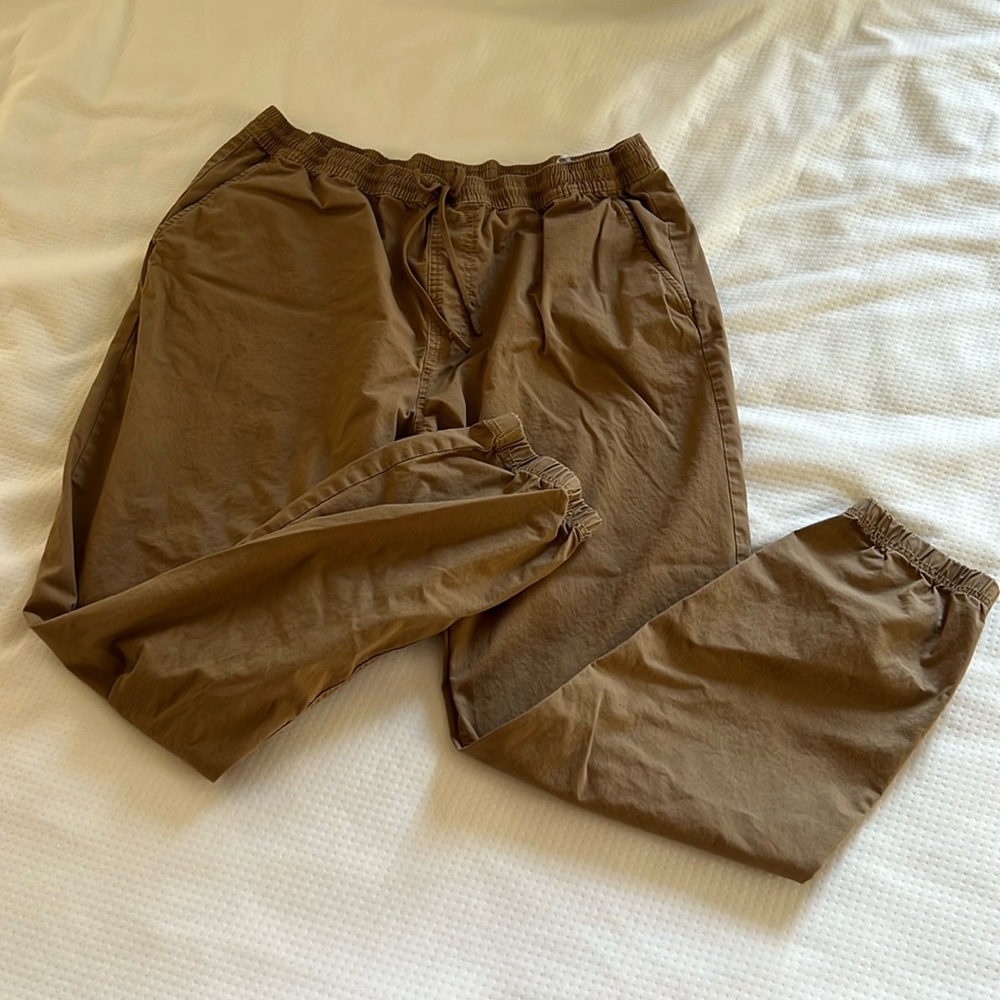 Columbia men’s cotton khaki jogger pants size L